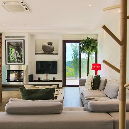 Villa Phaedrus Living: Forest View Luxury Chantara Foini