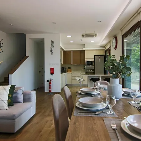 Phaedrus Living: Forest View Luxury Chantara Βίλα